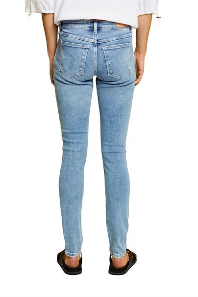 Skinny Jeans aus nachhaltiger Baumwolle blue light washed